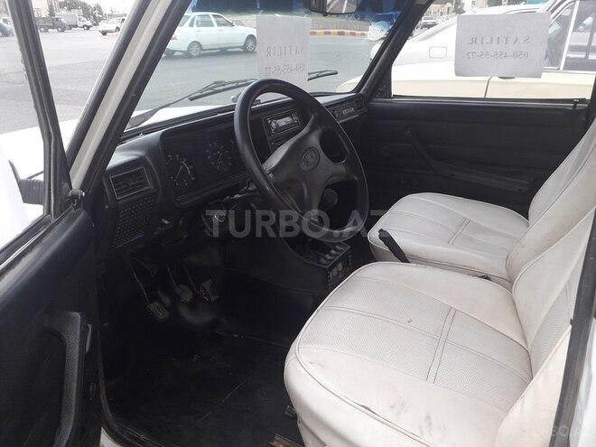 LADA (VAZ) 2107 2003, 80,000 km - 1.6 l - Salyan