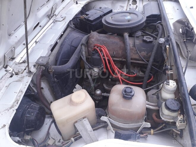 LADA (VAZ) 2107 2003, 80,000 km - 1.6 l - Salyan