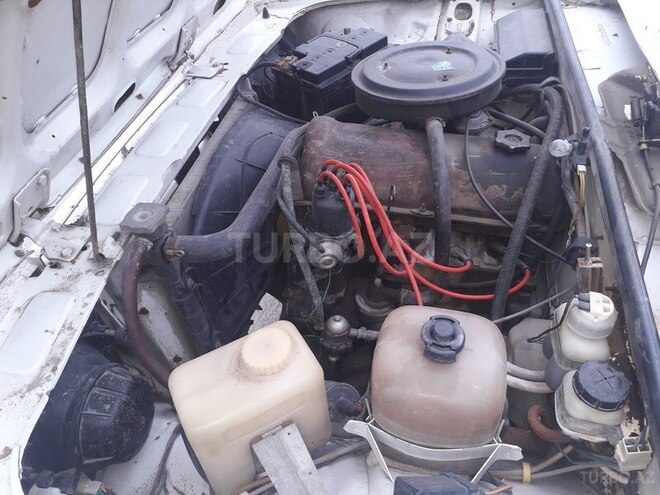 LADA (VAZ) 2107 2003, 80,000 km - 1.6 l - Salyan