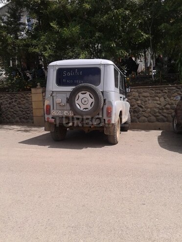 UAZ 469 2003, 140,000 km - 2.4 l - Lerik