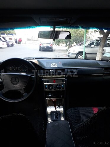 Mercedes E 300 1993, 440,000 km - 3.0 л - Bakı