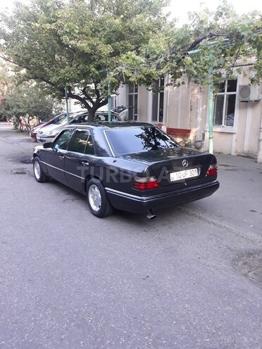 Mercedes E 300 1993, 440,000 km - 3.0 л - Bakı