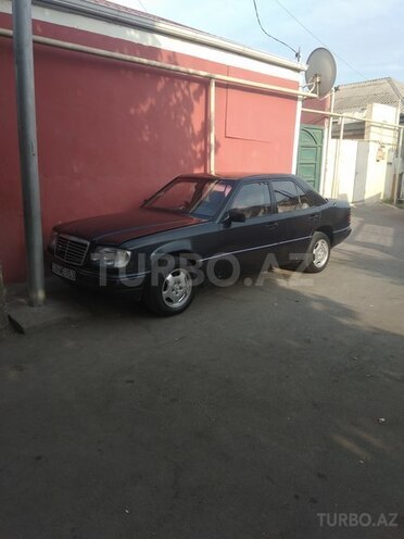Mercedes E 200 1987, 1,111,111 km - 0.2 l - Bakı