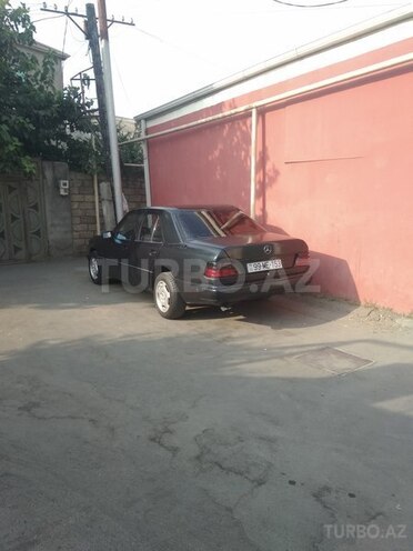Mercedes E 200 1987, 1,111,111 km - 0.2 l - Bakı