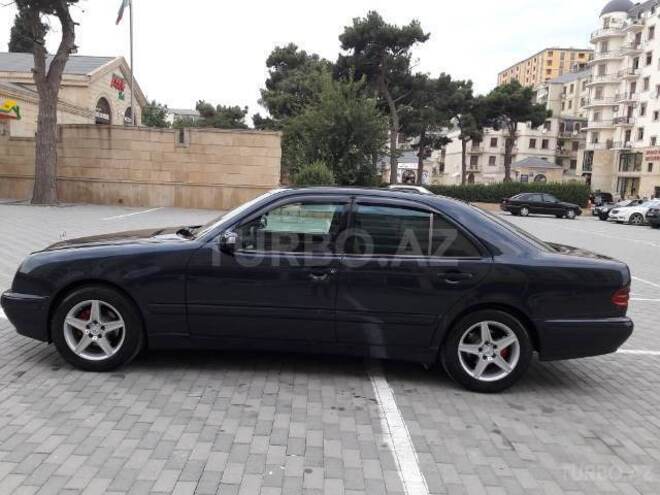 Mercedes E 240 2000, 183,000 km - 2.6 л - Bakı