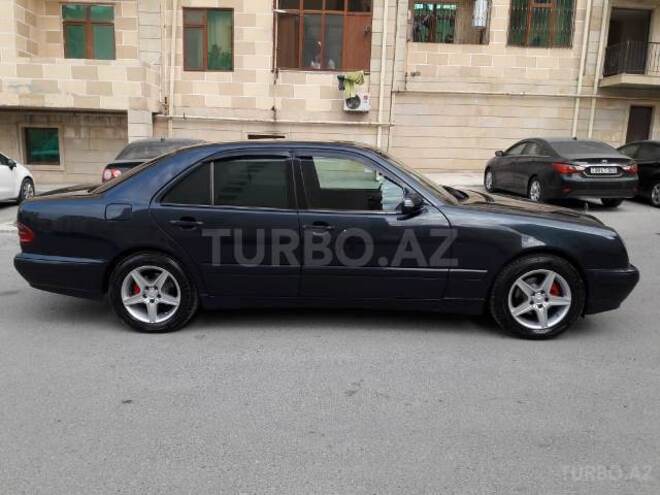 Mercedes E 240 2000, 183,000 km - 2.6 л - Bakı