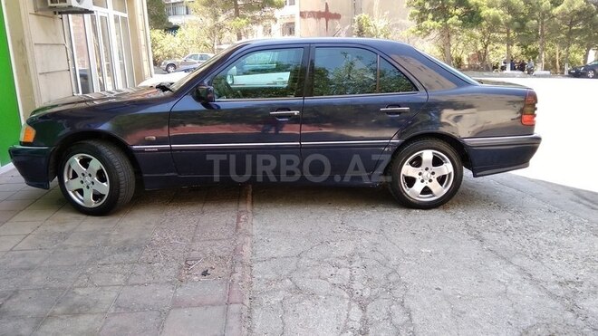 Mercedes C 180 1999, 342,416 km - 1.8 l - Bakı