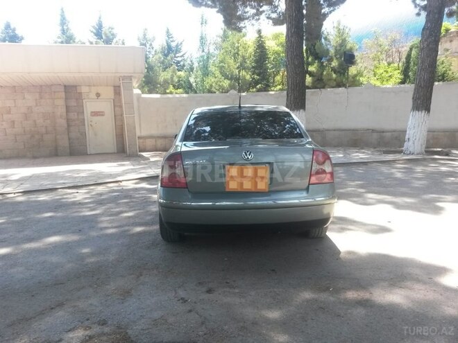 Volkswagen Passat 2001, 180,000 km - 1.8 л - Sumqayıt