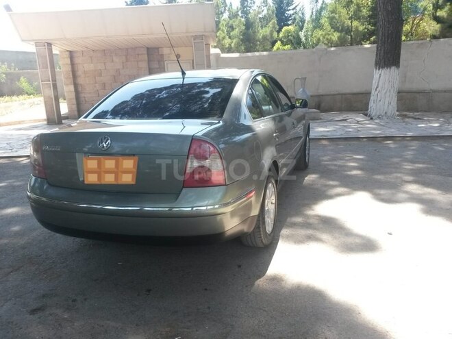 Volkswagen Passat 2001, 180,000 km - 1.8 л - Sumqayıt