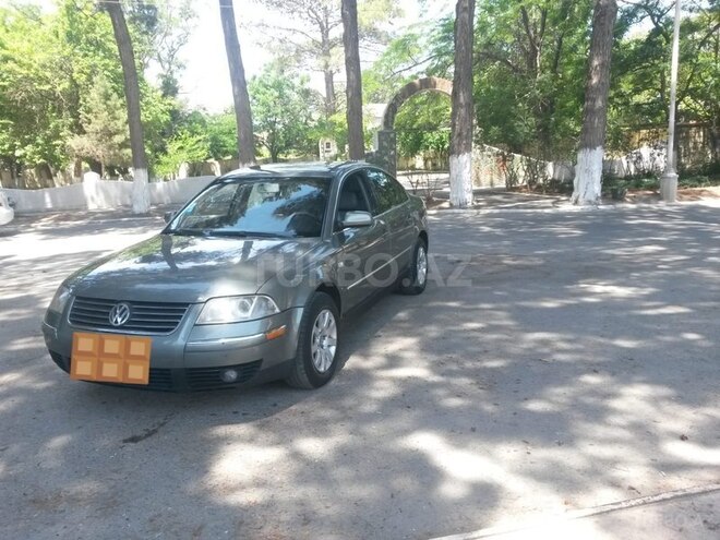 Volkswagen Passat 2001, 180,000 km - 1.8 л - Sumqayıt