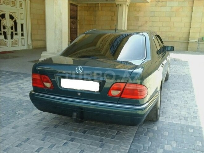 Mercedes E 200 1996, 247,000 km - 2.0 л - Bakı