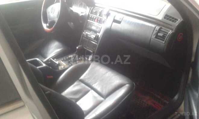 Mercedes E 240 1998, 39,500 km - 2.4 l - Zaqatala