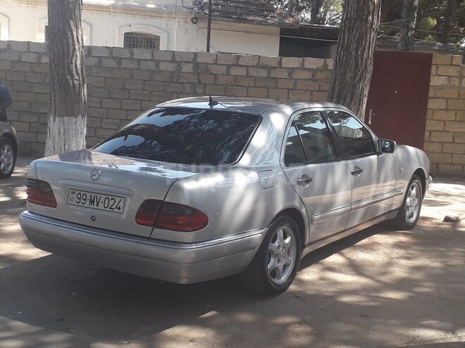 Mercedes C 280 1997, 235,000 km - 2.8 l - Sumqayıt