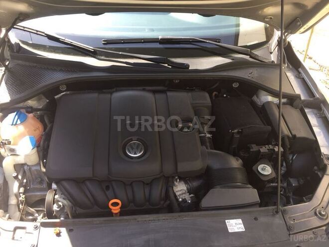 Volkswagen Passat 2012, 99,000 km - 2.5 l - Bakı