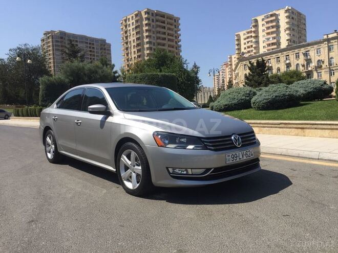 Volkswagen Passat 2012, 99,000 km - 2.5 l - Bakı