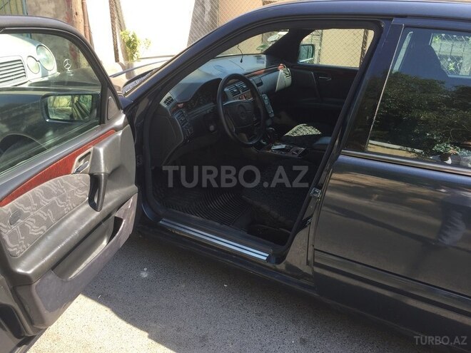 Mercedes E 230 1997, 27,000 km - 2.3 l - Bakı