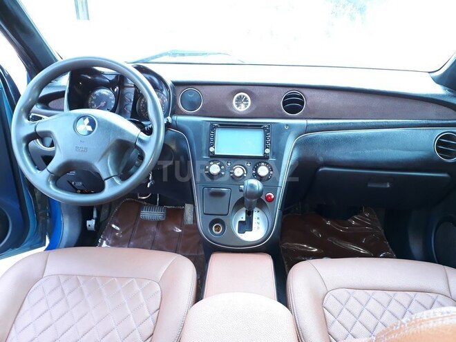 Mitsubishi Airtrek 2002, 225,645 km - 2.0 л - Sumqayıt
