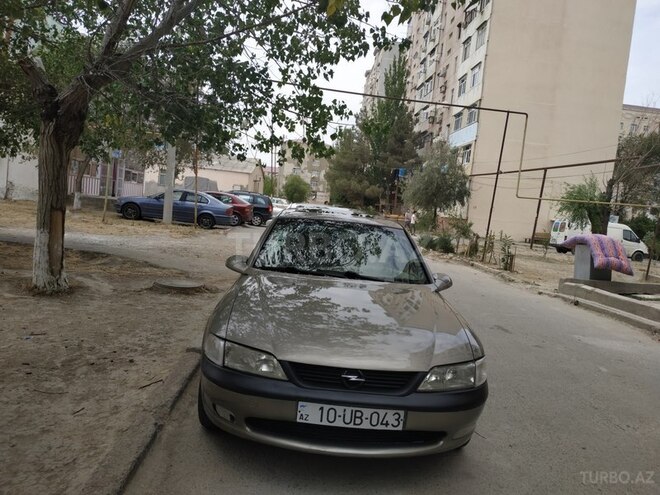 Opel Astra 1996, 380,000 km - 2.0 l - Sumqayıt
