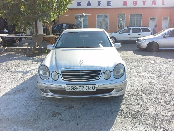 Mercedes E 220 2004, 256,000 km - 0.2 l - Bakı