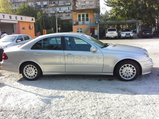 Mercedes E 220 2004, 256,000 km - 0.2 l - Bakı