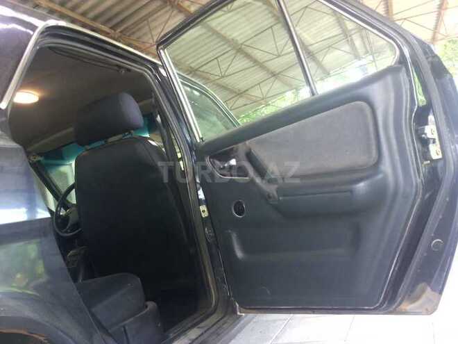 GAZ 31105 2005, 140,000 km - 2.3 l - Salyan