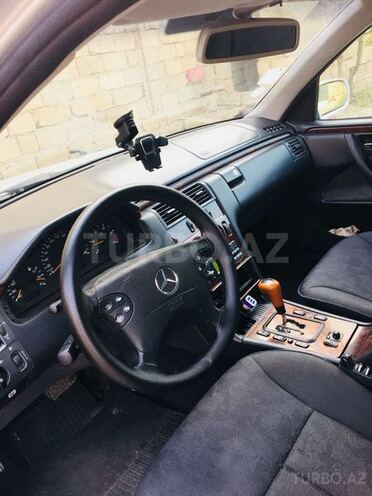 Mercedes E 220 1999, 330,000 km - 2.2 л - Bakı