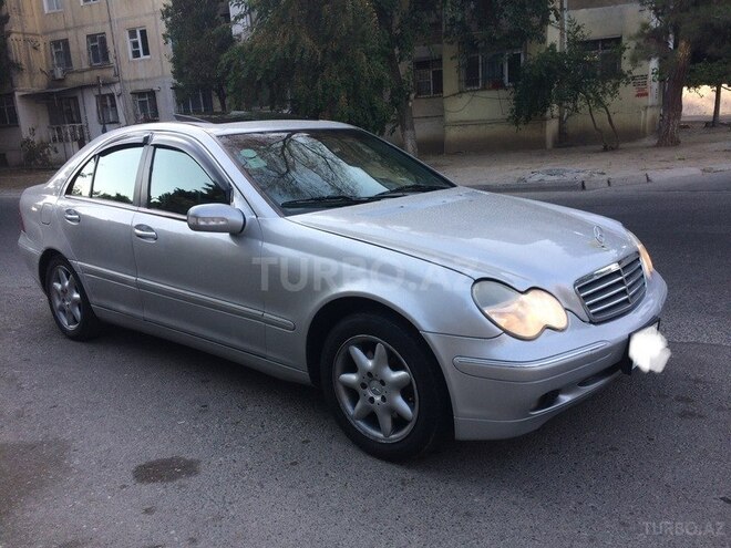 Mercedes C 240 2003, 245,000 km - 2.6 л - Bakı