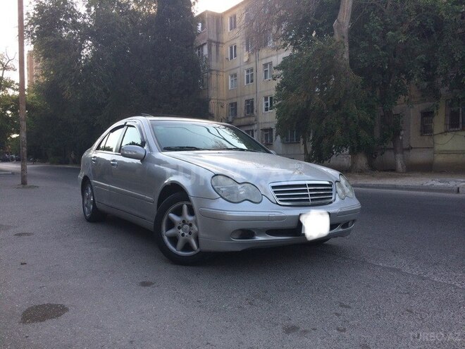 Mercedes C 240 2003, 245,000 km - 2.6 л - Bakı