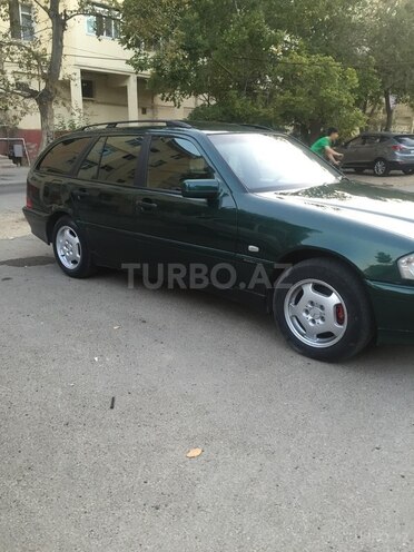 Mercedes C 220 2000, 389,000 km - 2.2 l - Sumqayıt