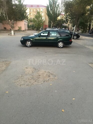 Mercedes C 220 2000, 389,000 km - 2.2 l - Sumqayıt