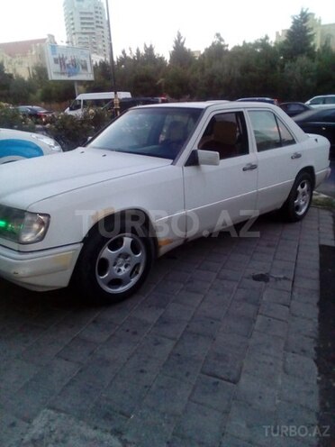 Mercedes E 230 1988, 350,000 km - 2.3 l - Bakı
