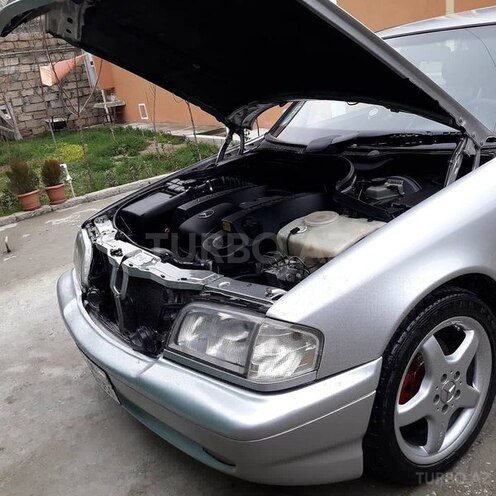 Mercedes C 240 2000, 249,000 km - 2.4 l - Bakı