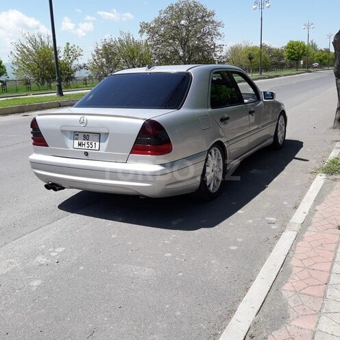 Mercedes C 240 2000, 249,000 km - 2.4 l - Bakı