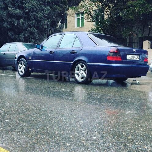 Mercedes C 180 1999, 250,000 km - 1.8 л - Lənkəran