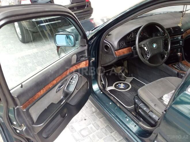 BMW 523 1996, 300,000 km - 2.3 l - Bakı
