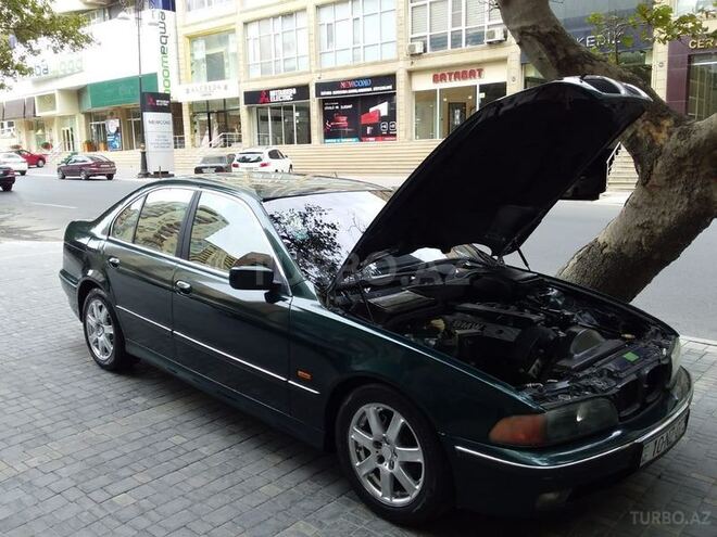 BMW 523 1996, 300,000 km - 2.3 l - Bakı
