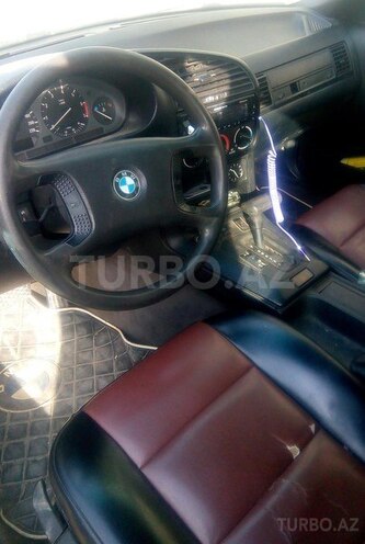 BMW 318 1992, 536,452 km - 1.8 l - Bakı