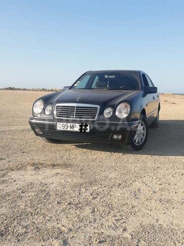 Mercedes E 240 1999, 336,100 km - 2.4 л - Bakı