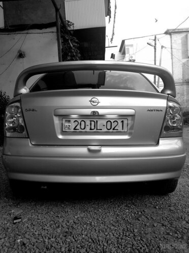 Opel Astra 2002, 200 km - 0.2 л - Gəncə