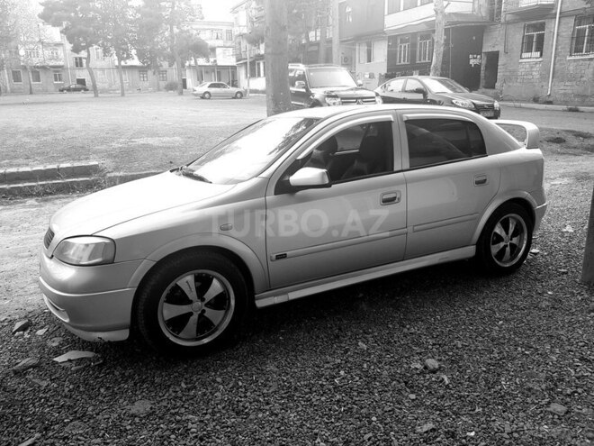 Opel Astra 2002, 200 km - 0.2 л - Gəncə