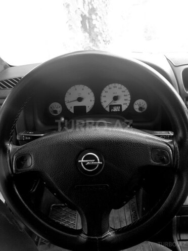 Opel Astra 2002, 200 km - 0.2 л - Gəncə
