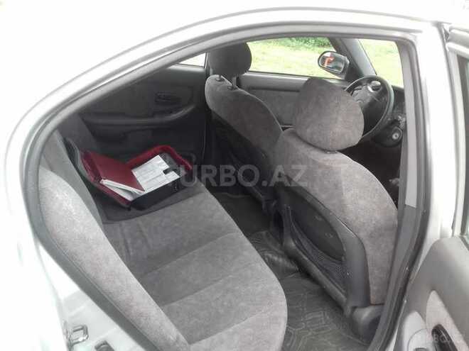 Hyundai Elantra 2001, 285,000 km - 0.2 l - Bakı