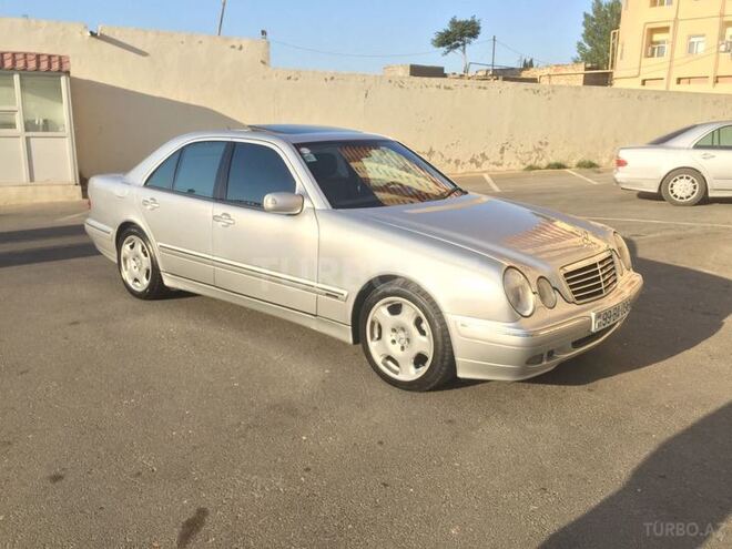 Mercedes E 280 2000, 250,000 km - 2.8 л - Bakı