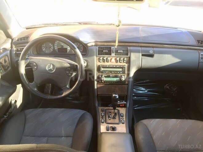 Mercedes E 280 2000, 250,000 km - 2.8 л - Bakı