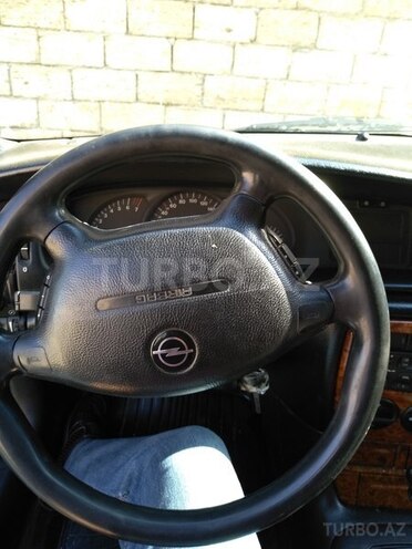 Opel Vectra 1996, 256,000 km - 2.0 l - Sumqayıt