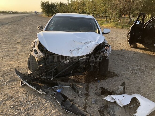 Hyundai Elantra 2014, 78,920 km - 1.8 l - Bakı