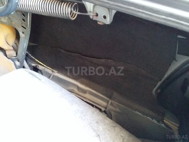 Mercedes E 220 1995, 420,000 km - 2.2 l - Bakı