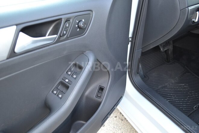 Volkswagen Jetta 2017, 9,000 km - 1.4 l - Bakı