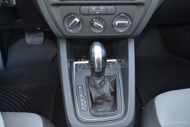 Volkswagen Jetta 2017, 9,000 km - 1.4 l - Bakı