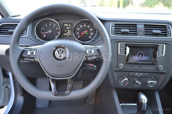Volkswagen Jetta 2017, 9,000 km - 1.4 l - Bakı